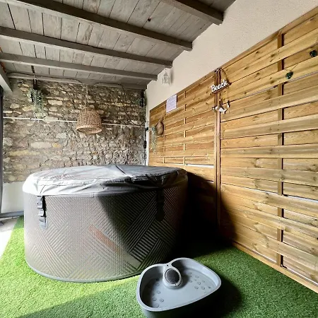 Cosy Cocooning & Spa Holiday home Bouzel